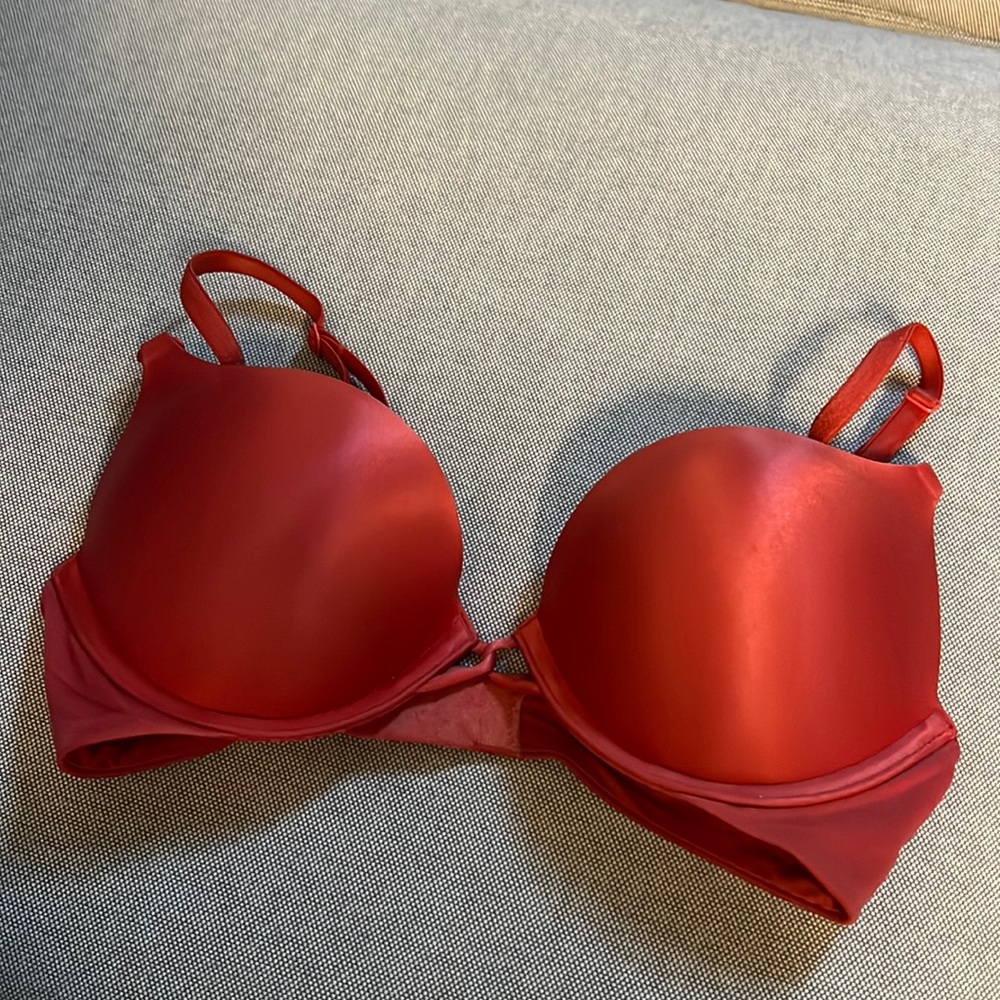 Victoria Secret’s Bombshell bra